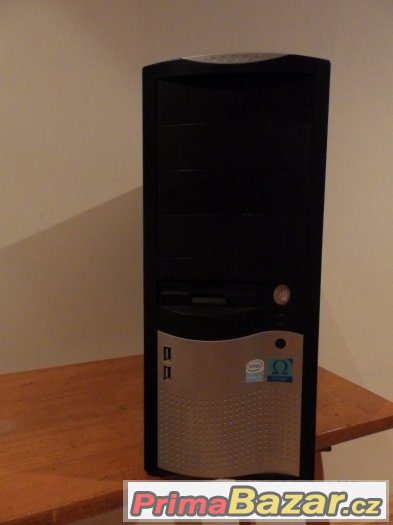 PC skříň – fotografie 3