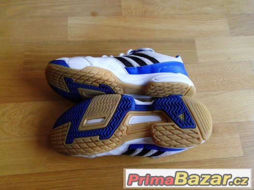 Zn. Adidas. – fotografie 2