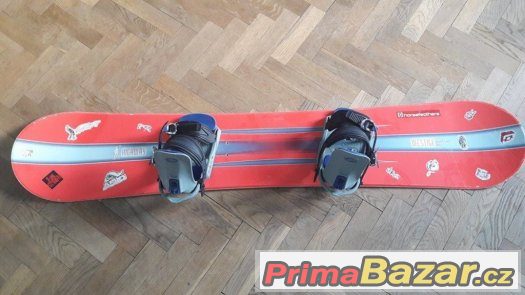 Snowboard s vázáním – fotografie 2