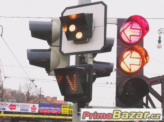 Koupim návestidlo pro tramvaj  kovové, hlinik sklo semafor – fotografie 3