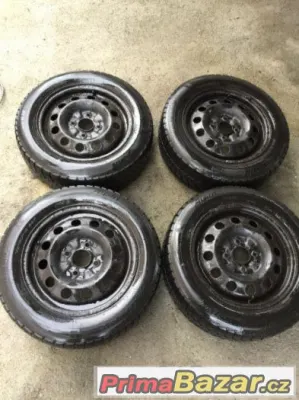 PRODÁM ZIMNÍ SADU 15" 4x114,3 ,195/60 pneu Michelin
