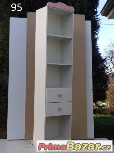 Skříňka do dětského pokojíčku – fotografie 1