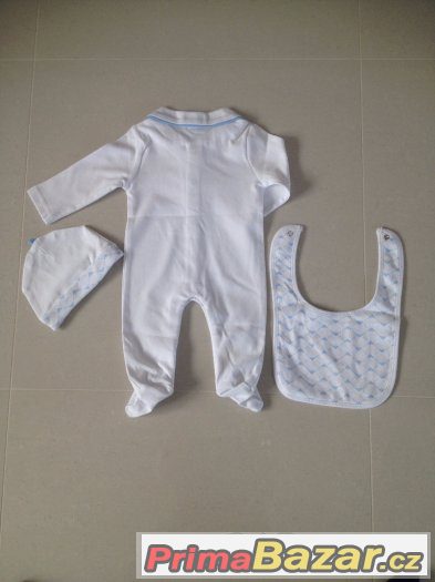 Dupačky/overal Armani Baby. – fotografie 2