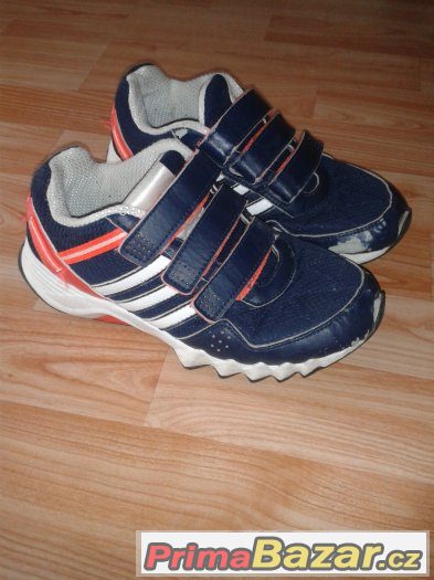 Dětská obuv sportovní boty adidas vel.34 pošta zdarma – fotografie 1