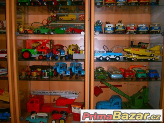 STARÉ HRAČKY – fotografie 3
