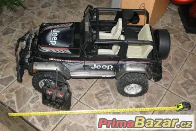 PRODÁM TENTO MODEL JEEP VIZ.FOTO