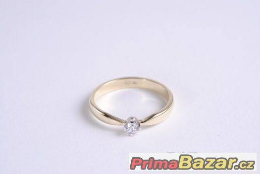ZLATÝ PRSTEN S DIAMANTEM – fotografie 2