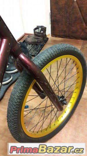 BMX kolo Mongoose – fotografie 2
