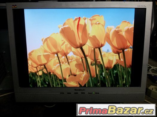 LCD2 19" ViewSonic VA1912w-2 – fotografie 1