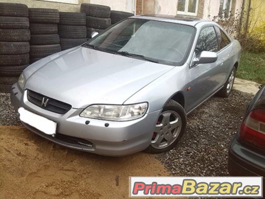 Honda Accord Coupe na náhradní díly motor j30a1 rv. 1999 – fotografie 1