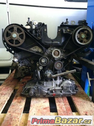 Motor Audi 2,5 Tdi 132kw,120kw,110kw rok 2003 – fotografie 1