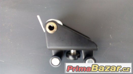Trafic II/ Vivaro/ Primastar prostřední vozík posuvných dveř – fotografie 1