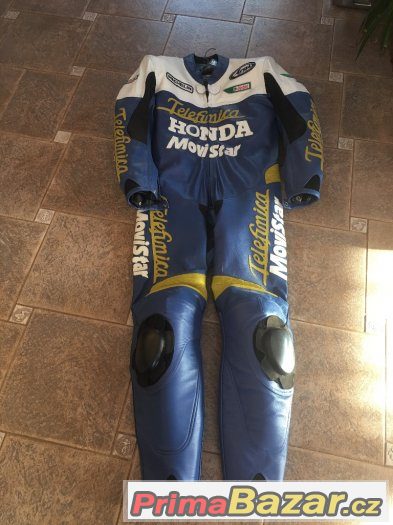 MOTO kombinéza-TELEFONICA Movistar-nová-cena 5.000,-Kč – fotografie 1
