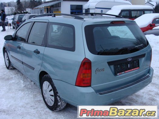 Ford Focus Combi 1.6 16v – fotografie 5