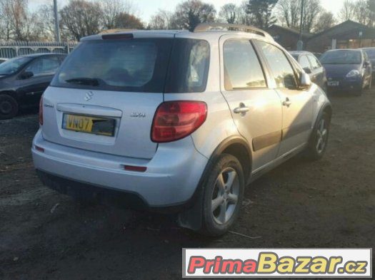 Suzuki SX4 – fotografie 3