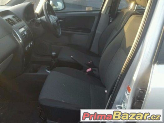 Suzuki SX4 – fotografie 5