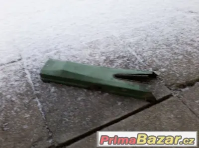 Kryt pod nádrž Babetta 207