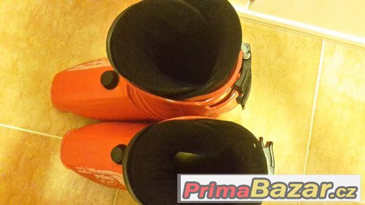 Lyžařské boty Botas, vnitřní stélka 27cm - levně – fotografie 3