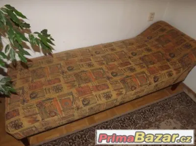 Starožitný divan