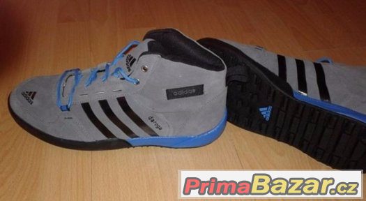 outdoorové boty Adidas Daroga velikost UK9 doprava zdarma – fotografie 3