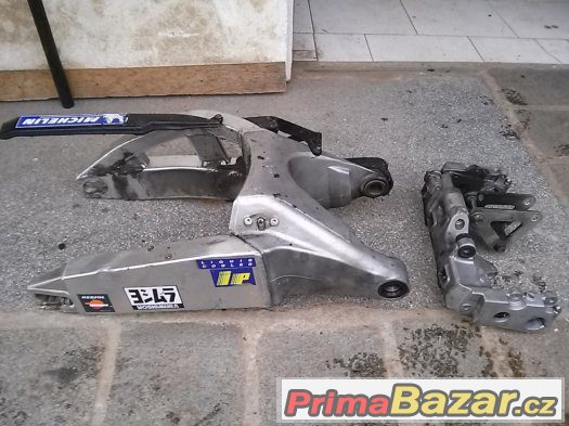 kyvná vidlice honda cbr 929 rr – fotografie 1