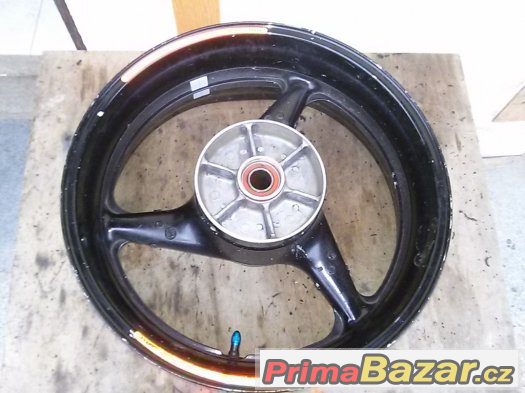 zadní kolo honda cbr 929 rr – fotografie 1