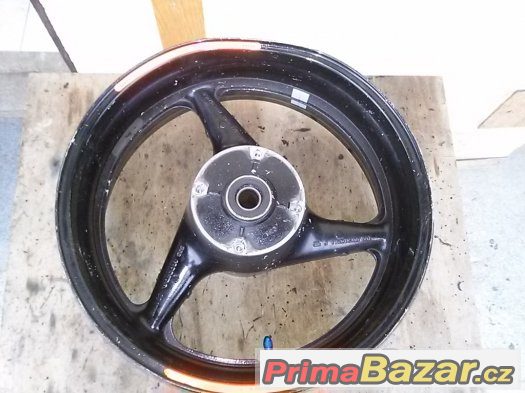 zadní kolo honda cbr 929 rr – fotografie 2