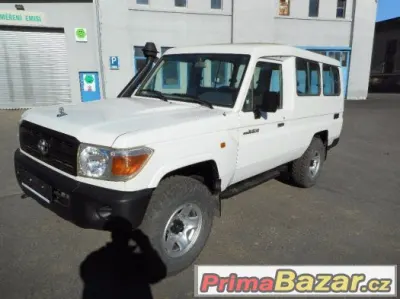 Nabízím Toyota Land Cruiser HZJ 78