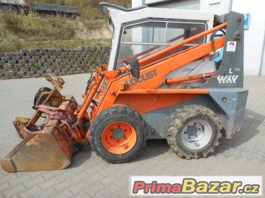 Nabízím nakladač Locust 752 – fotografie 5