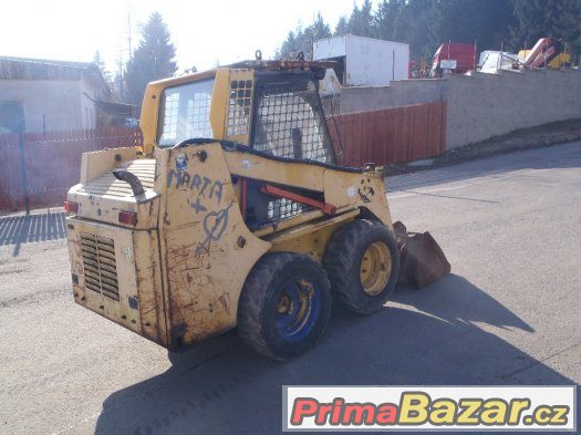 Nabízím smykový nakladač Komatsu – fotografie 5