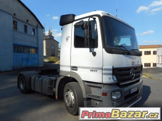 Nabízím tahač Mercedes-Benz 1841 Actros – fotografie 3