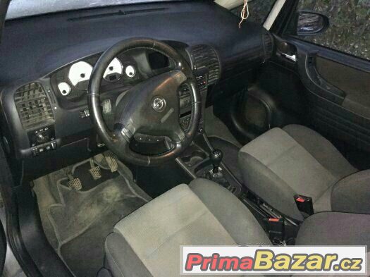 Opel Zafira 2.0 DTi R.v. 7/2004 7 Míst – fotografie 5