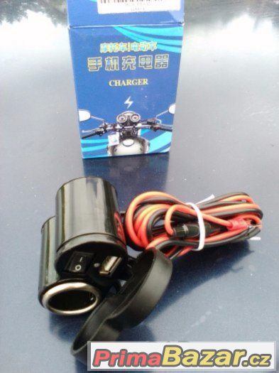 moto zásuvka 12v a USB s vypínačem – fotografie 1