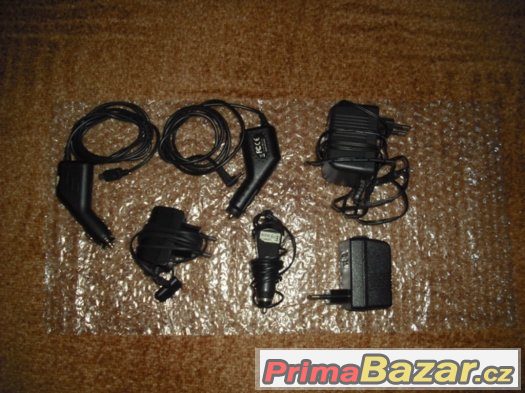 Auto nabíječky a adaptory na 220V – fotografie 3