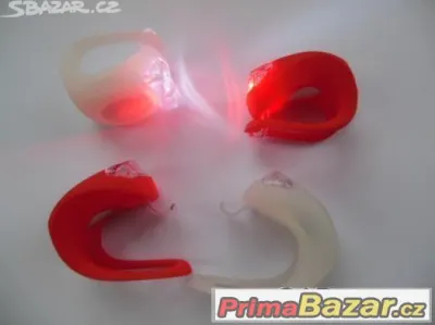 Světýlka na batoh,kabelku-1 ks-20,-Kč,reflexní pásky-10,-Kč