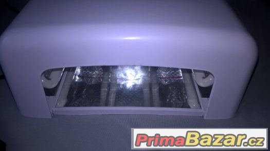 prodám UV lampu na nehty, jako nová – fotografie 3