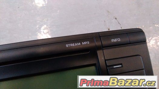 Škoda Octavia II, Autoradio Stream MP3 – fotografie 3