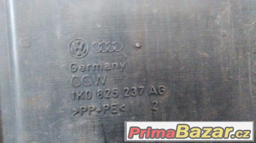 Škoda Octavia II, kryt pod motor – fotografie 3