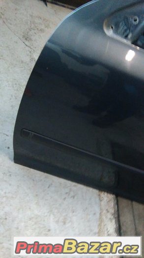 Škoda Octavia II, levé přední dveře – fotografie 3
