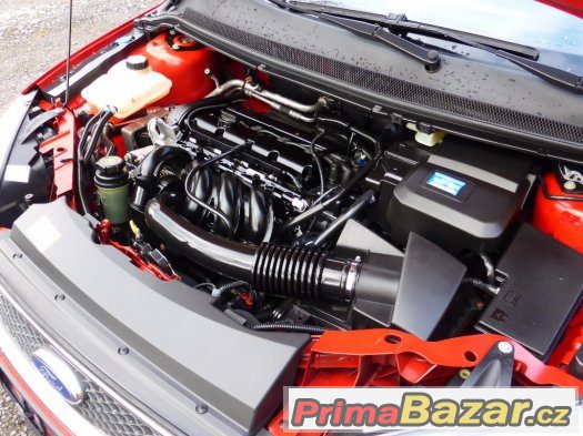 Ford Focus II Combi 2006 1.6i16V74kW GHIA Tažné Multi.volant – fotografie 5