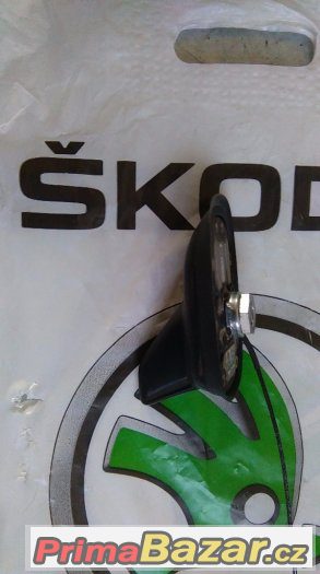 Škoda Superb II, navigační anténa – fotografie 3