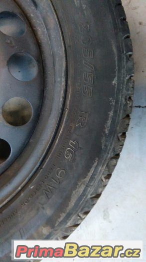 Škoda Octavia I, kompletní rezervní kolo – fotografie 5