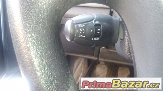 Prodám Peugeot 407sw 1,6HDI 80Kw r.v.2005 – fotografie 5