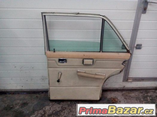 Mercedes - Benz w 115 pravé zadní dveře – fotografie 2