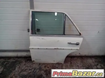 Mercedes - benz w 115 levé zadní dveře