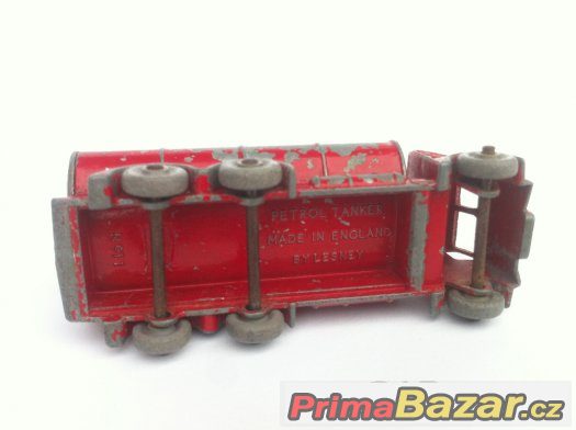 Prodám kovoví model MATCHBOX No.11 Petrol Tanker – fotografie 5