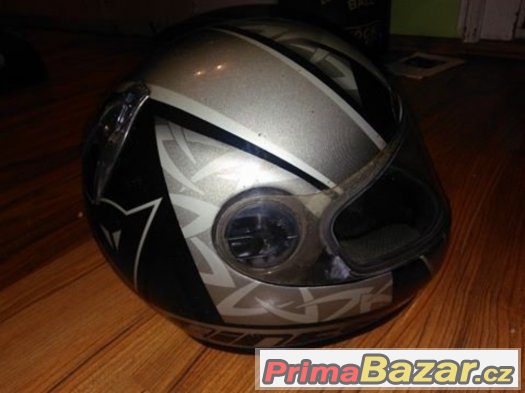 Helma na motorku (Dainese) – fotografie 1