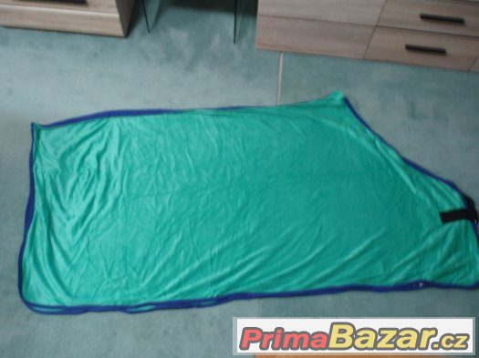 Prodám deka fleece nová 135cm světle zelená – fotografie 2