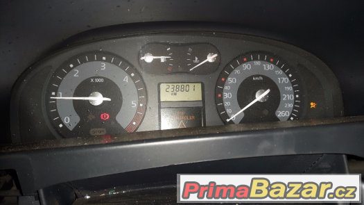 Renault Laguna facelift 1.9 dCi 81kw – fotografie 3