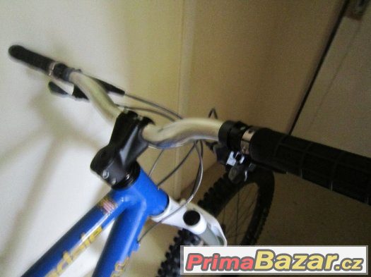 Prodám Cannondale jekyll 19,5 " na 26" kolech – fotografie 3